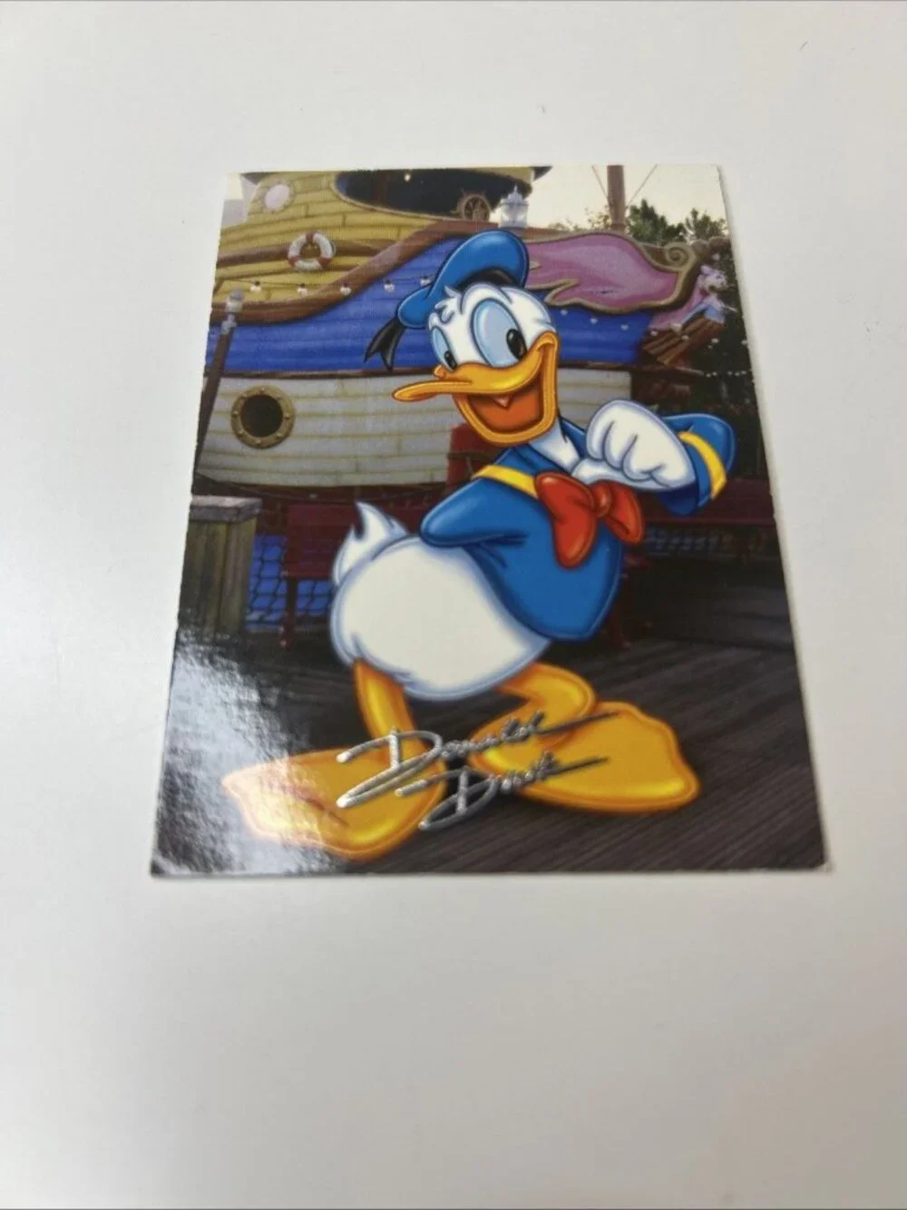 2001 Disney World Signature Series 1 Donald Duck Ultra Rare Holo Card - Picture 2 of 3